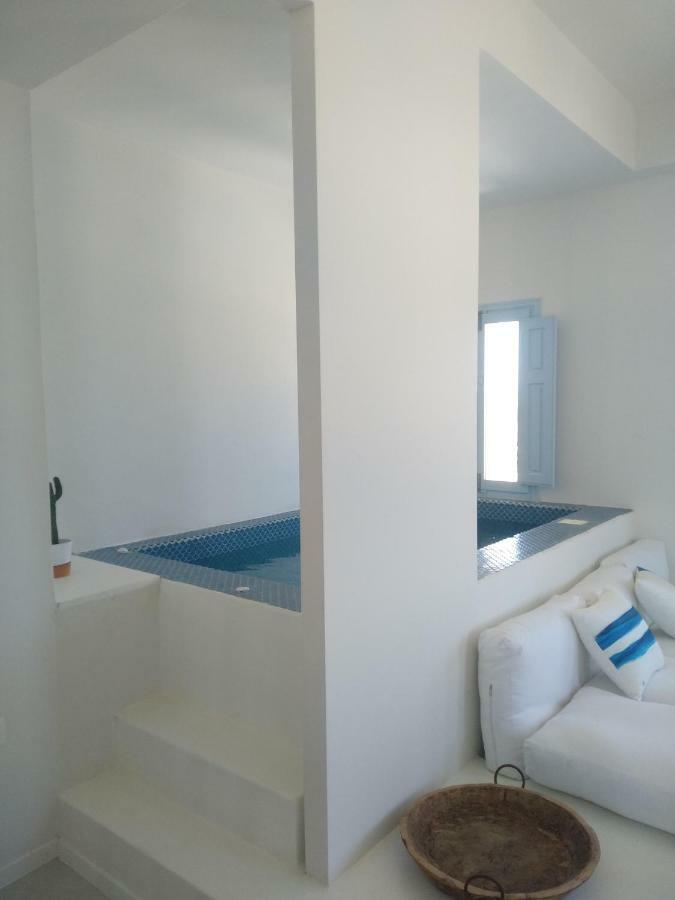 Sol-Mate Suites Oía Exterior foto
